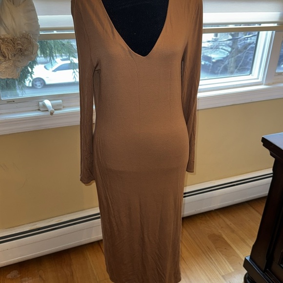 BRAND NEW WOMENS BODY-CON DRESS SIZE PETITE XL AND PETITE LARGE AVAILABLE - Picture 4 of 8